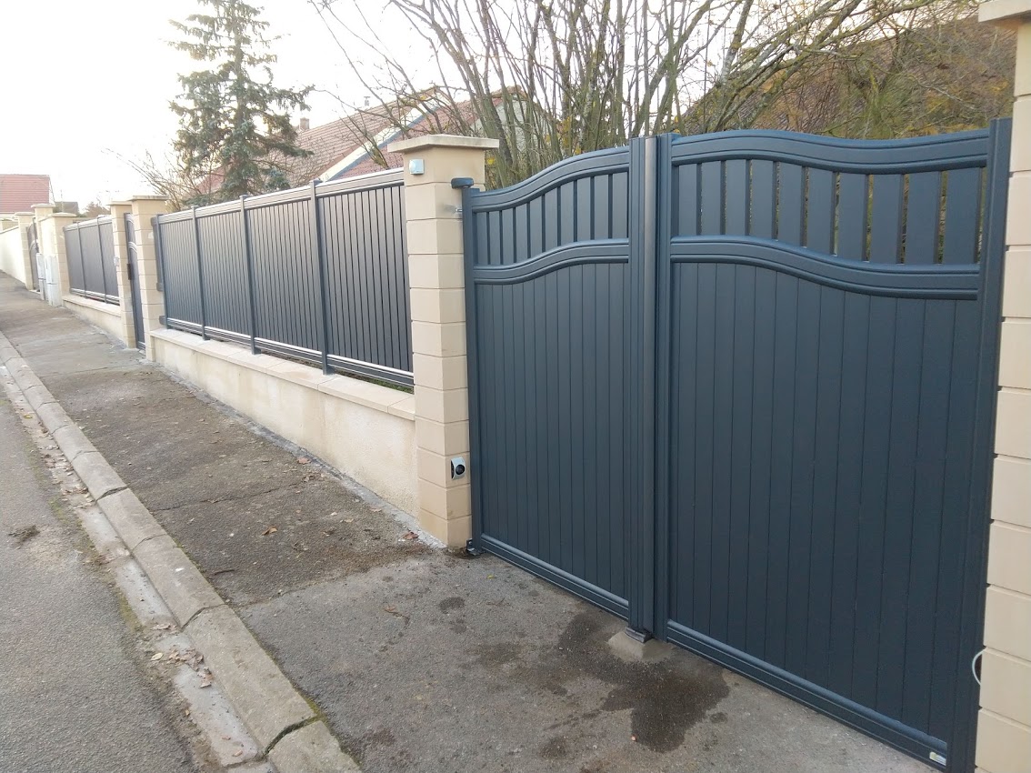 Maçonnerie, pose de portail et brise vue